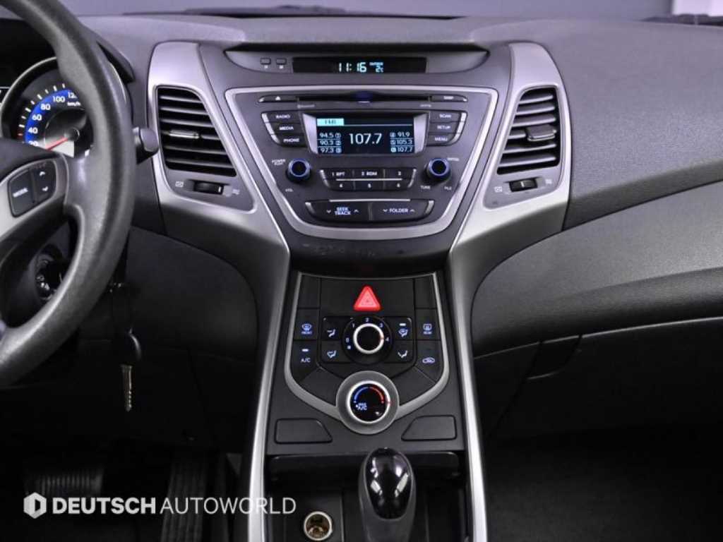 HYUNDAI Avante 2015 Plateado - Importación desde Corea - HF Imports Iquique - Foto 14