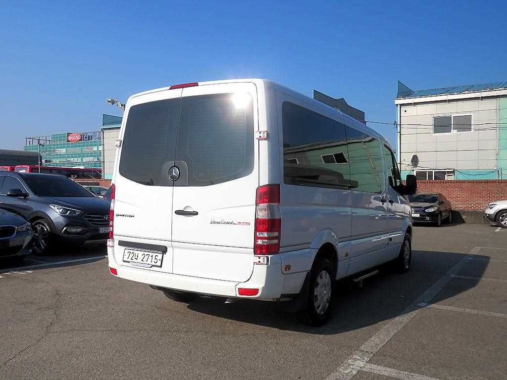 Mercedes Benz Sprinter - Vista 4
