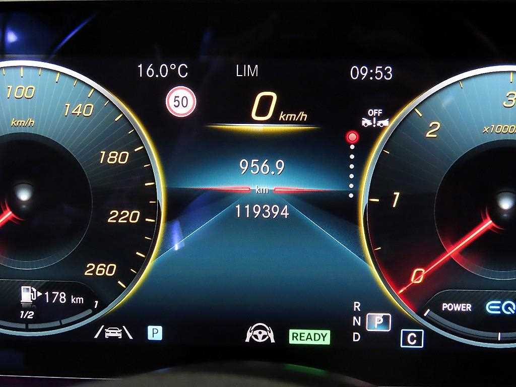 Mercedes Benz CLS Class - Vista 9