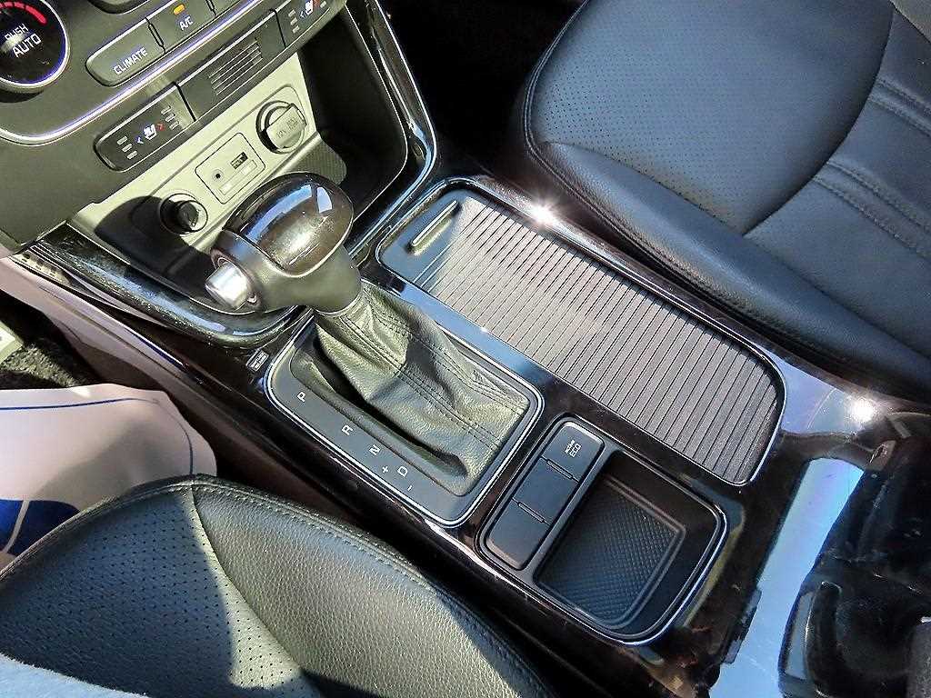 KIA Sorento - Vista 10