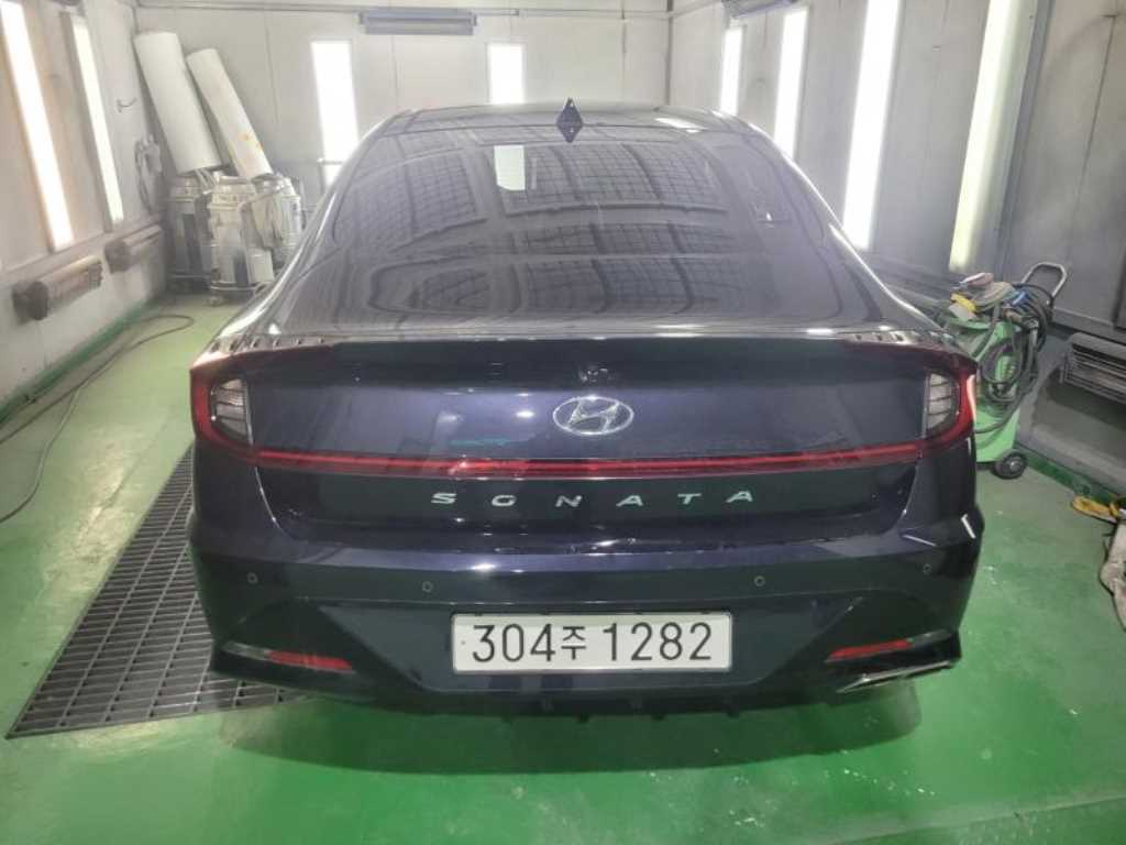 HYUNDAI Sonata - Vista 3