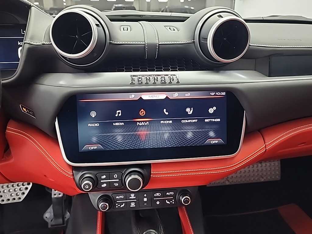 Ferrari Portofino - Vista 10