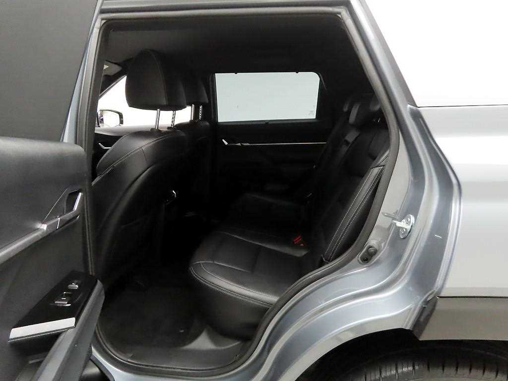 Ssangyong Torres - Vista 12