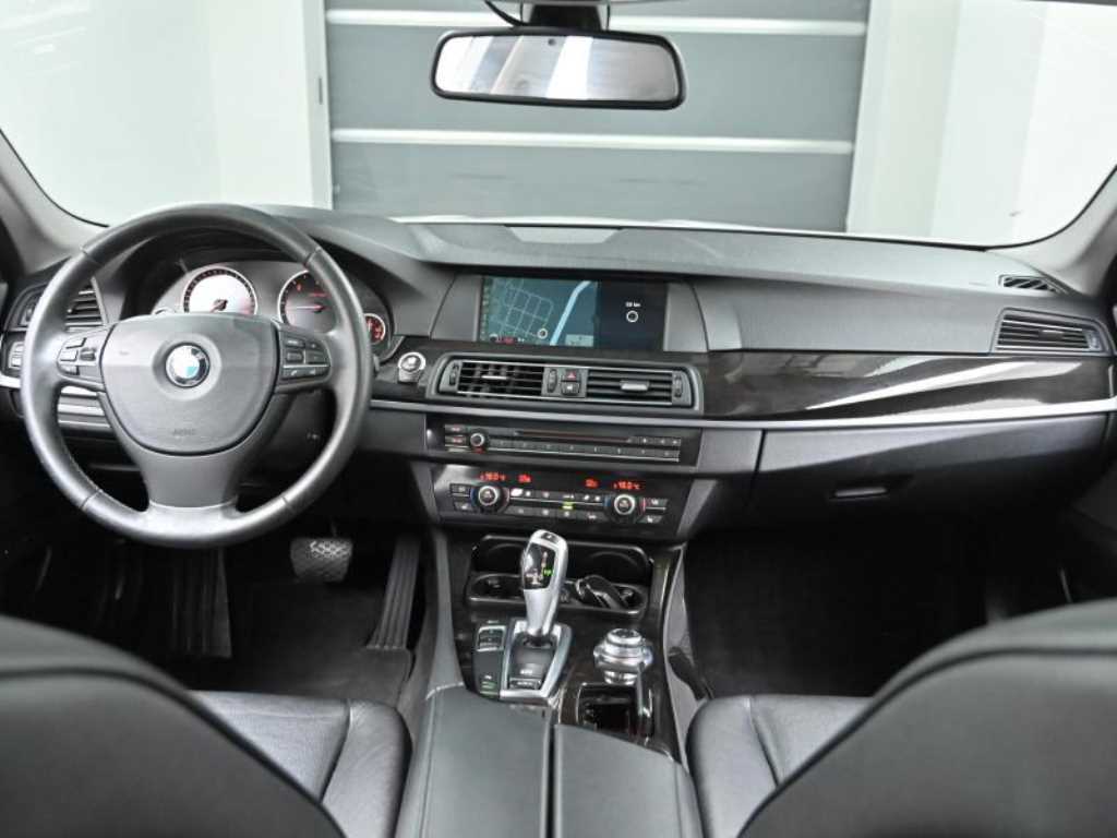 BMW 5 Series - Vista 7