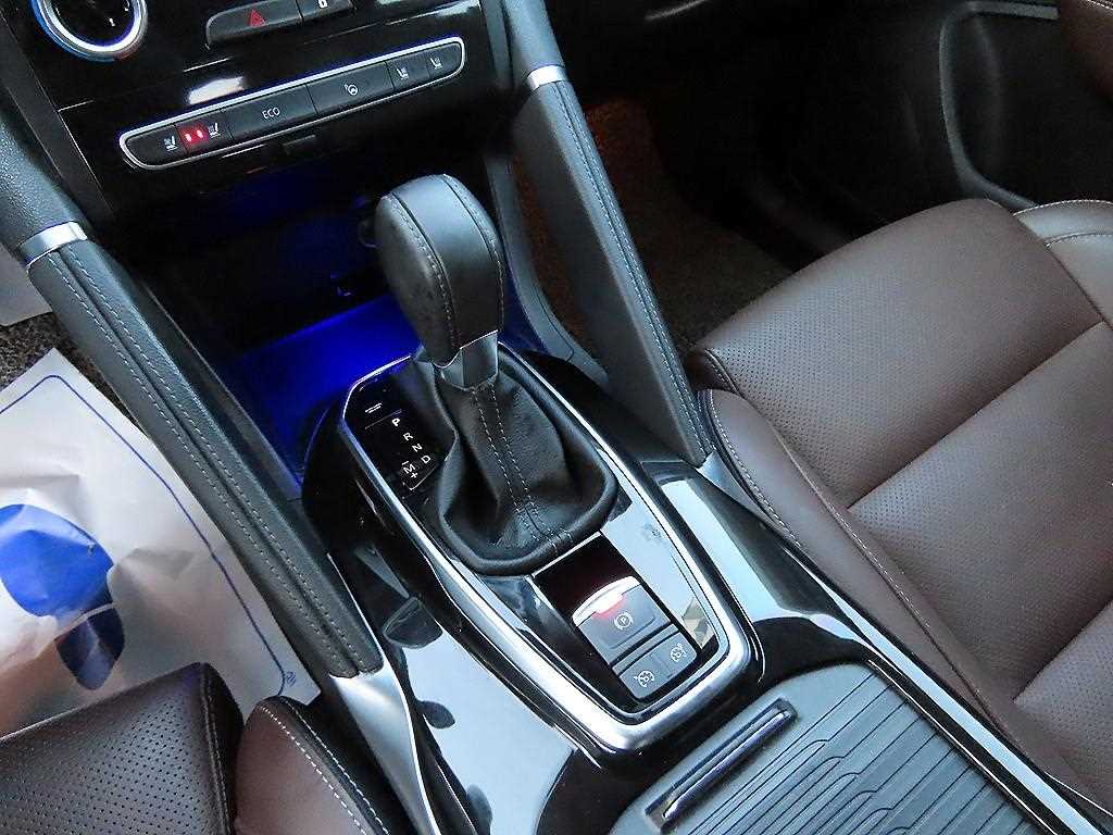 SAMSUNG QM6 - Vista 10