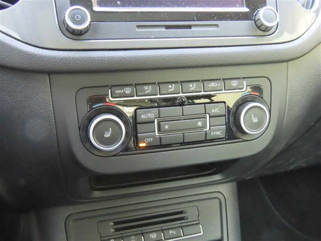 Volkswagen Tiguan - Vista 8