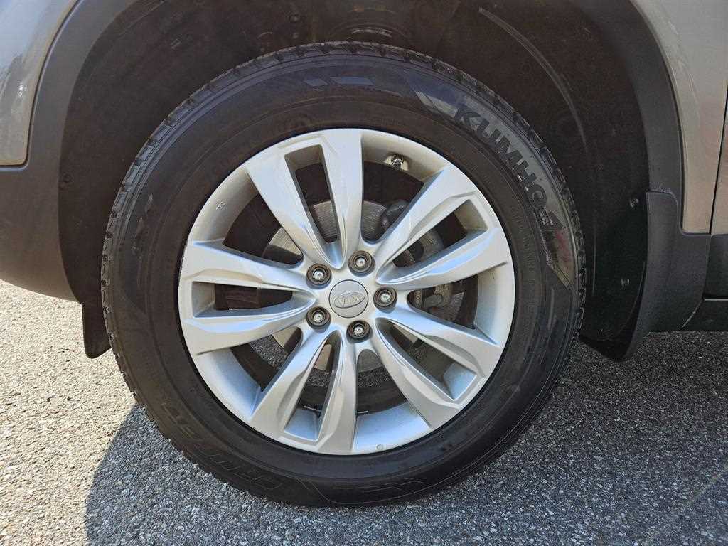 KIA Sorento 2011 Gris - Importación desde Corea - HF Imports Iquique - Foto 20