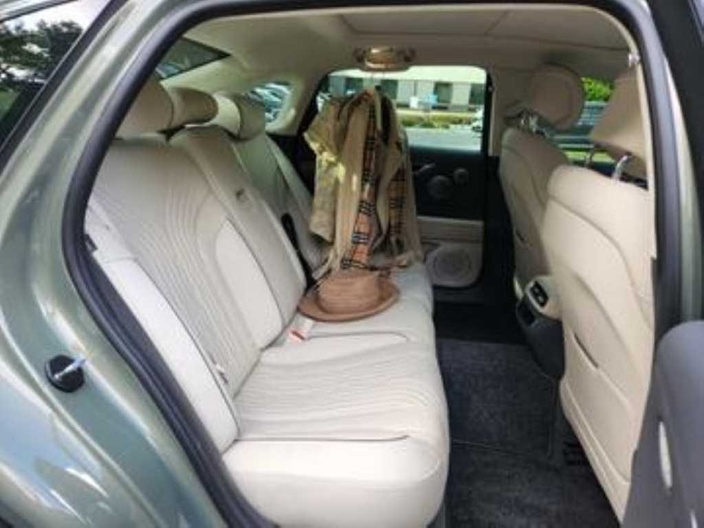 Genesis G80 - Vista 7