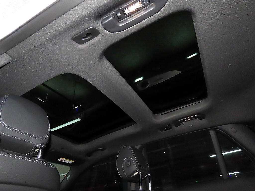 Mercedes Benz GLC Class 2022 Blanco - Importación desde Corea - HF Imports Iquique - Foto 15