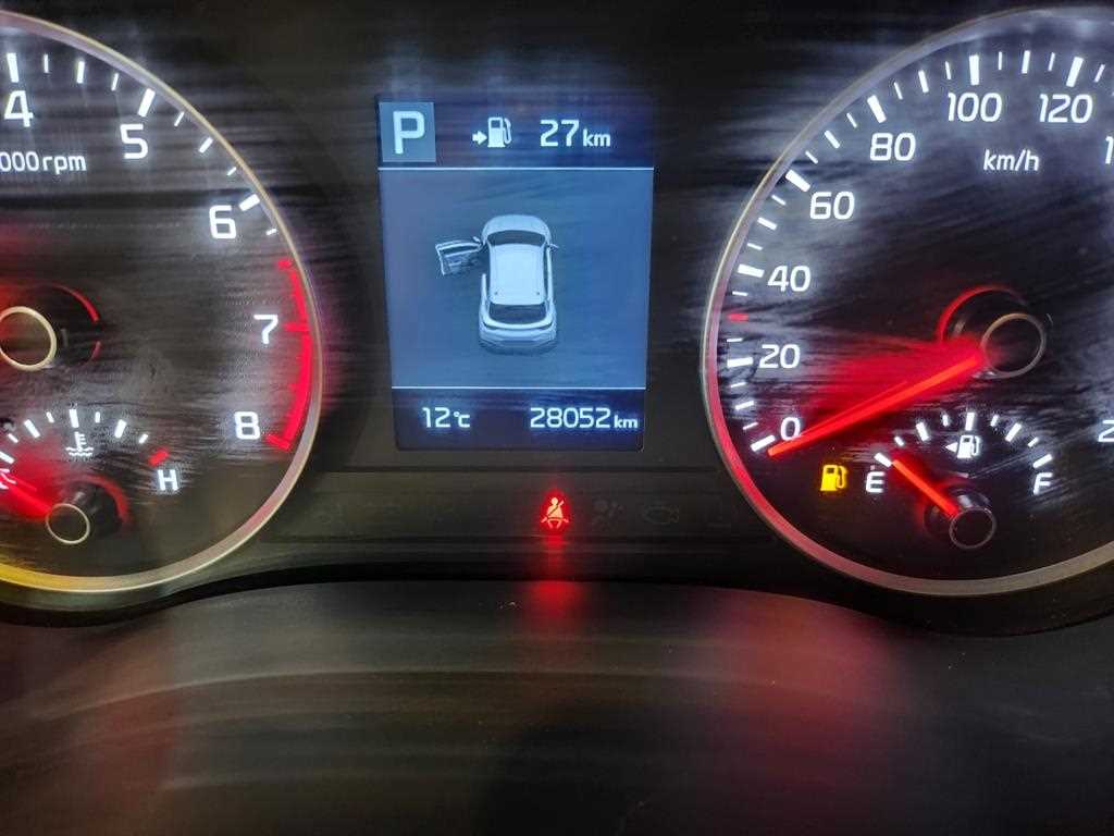 KIA Stonic - Vista 12