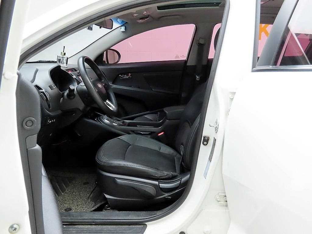 KIA Sportage 2011 Blanco - Importación desde Corea - HF Imports Iquique - Foto 13