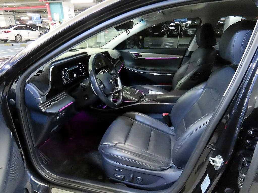 HYUNDAI Grandeur - Vista 6