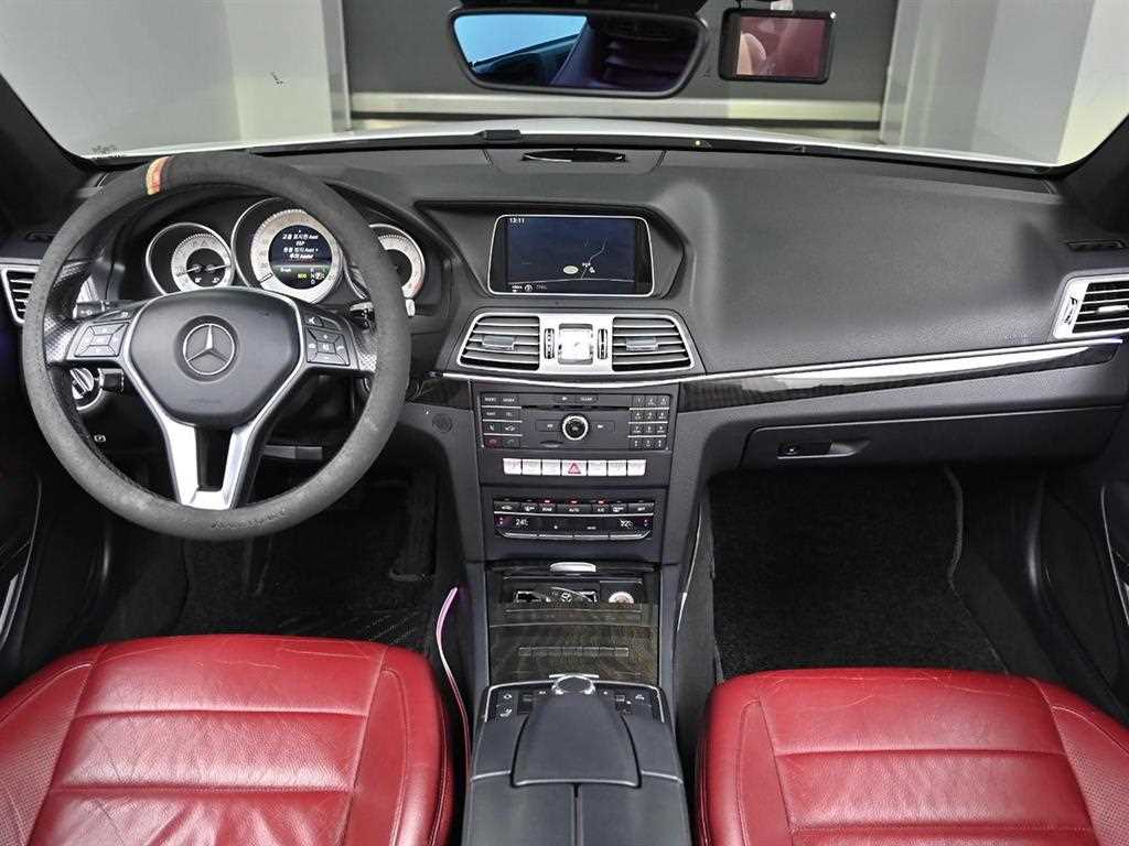 Mercedes Benz E class - Vista 7