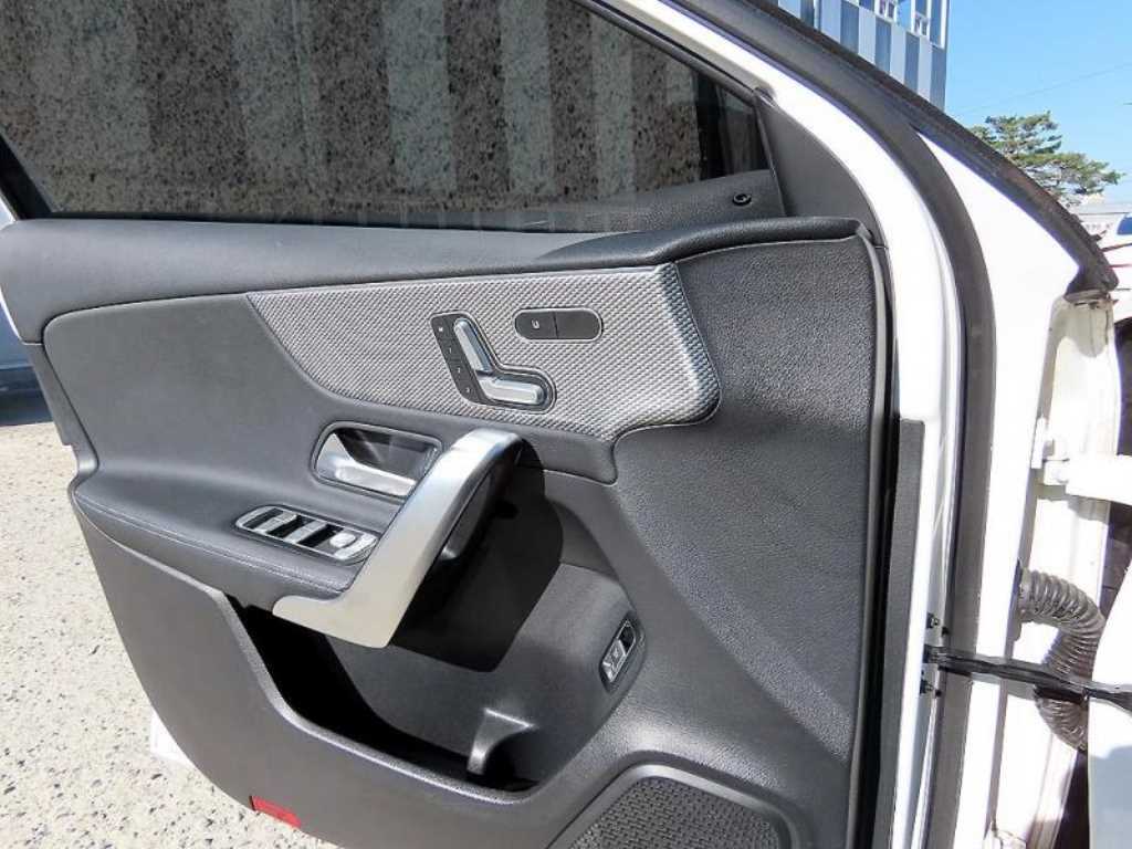 Mercedes Benz A Class - Vista 11