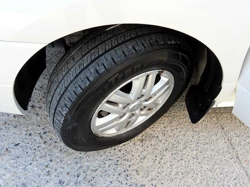 HYUNDAI Starex 2016 Blanco - Importación desde Corea - HF Imports Iquique - Foto 18