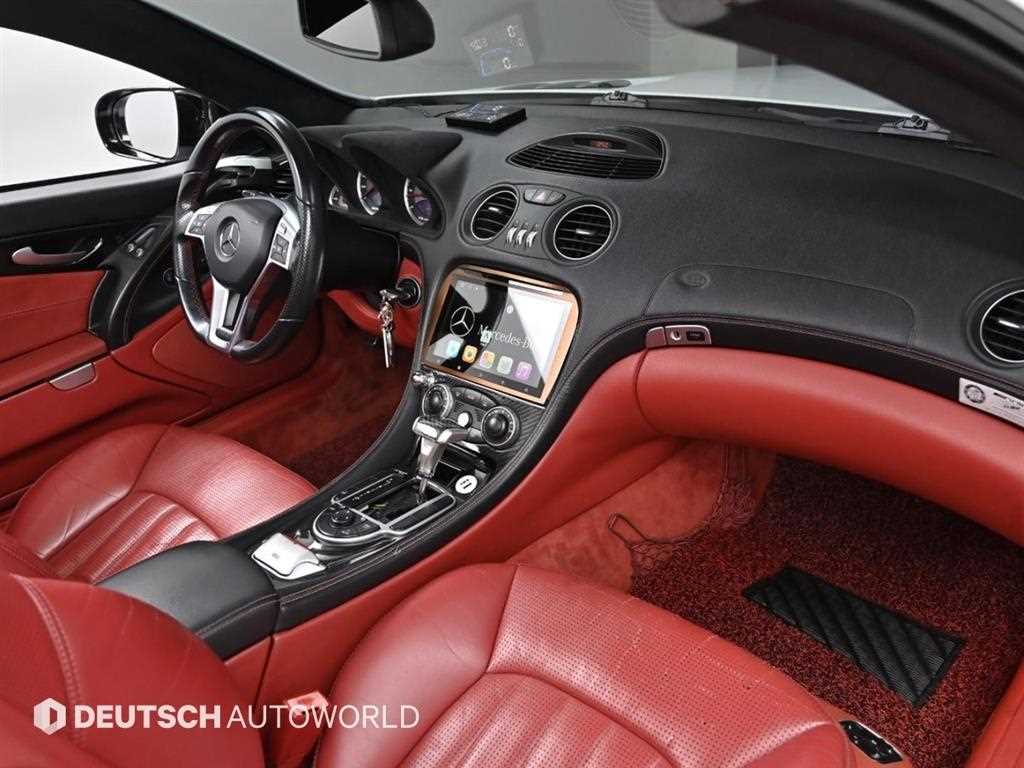 Mercedes Benz SL Class - Vista 7