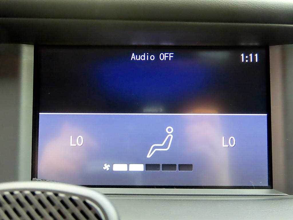 Infiniti Q 2019 Negro - Importación desde Corea - HF Imports Iquique - Foto 13