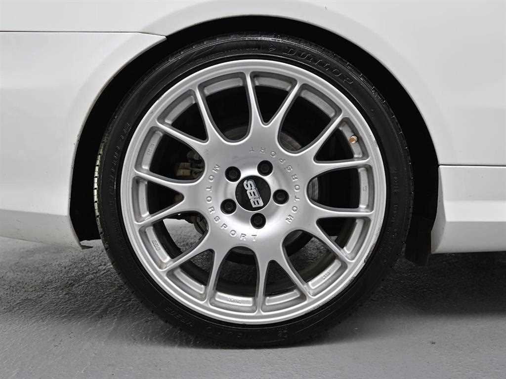 Mercedes Benz E class - Vista 5