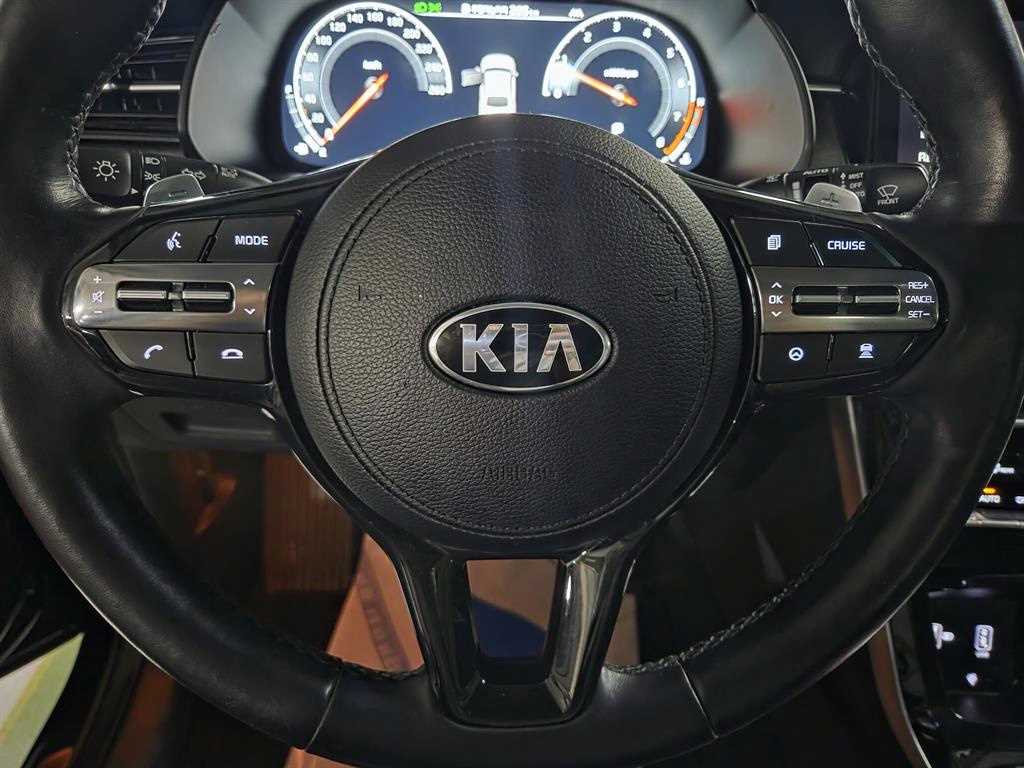 KIA K7 - Vista 10