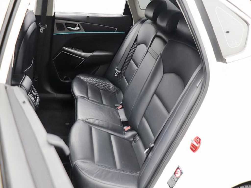 KIA K7 - Vista 12