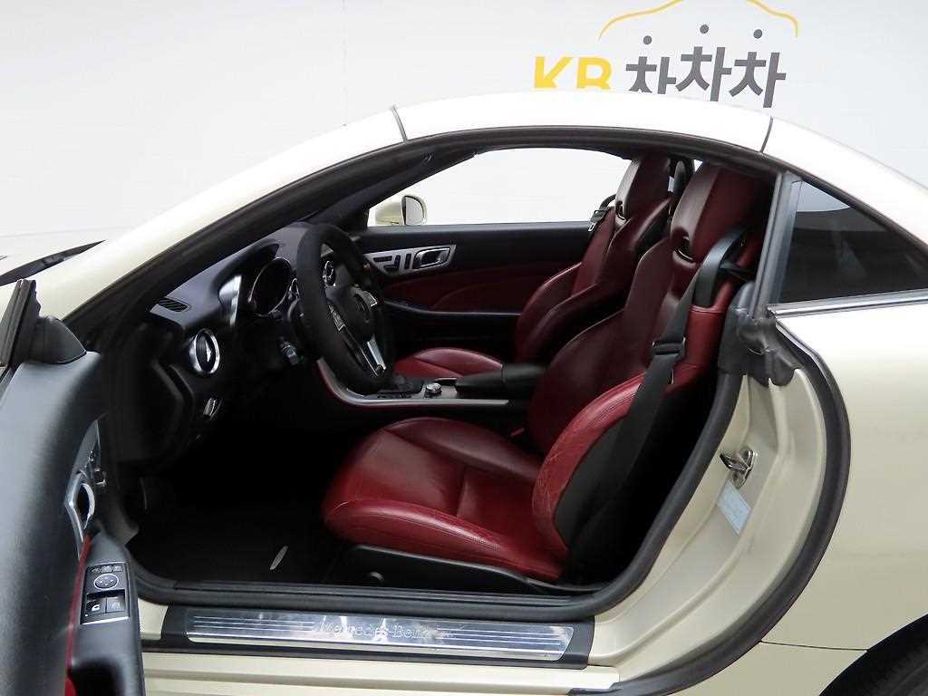 Mercedes Benz SLK Class - Vista 8