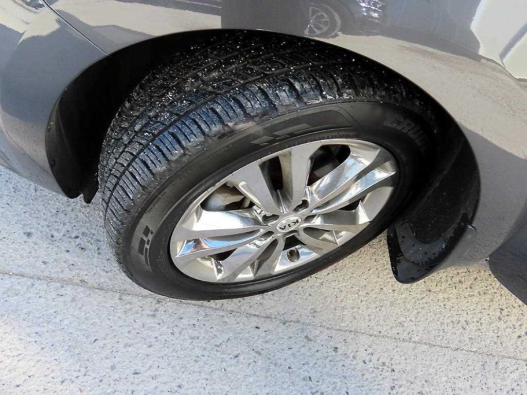 KIA Carnival 2018 Gris - Importación desde Corea - HF Imports Iquique - Foto 20