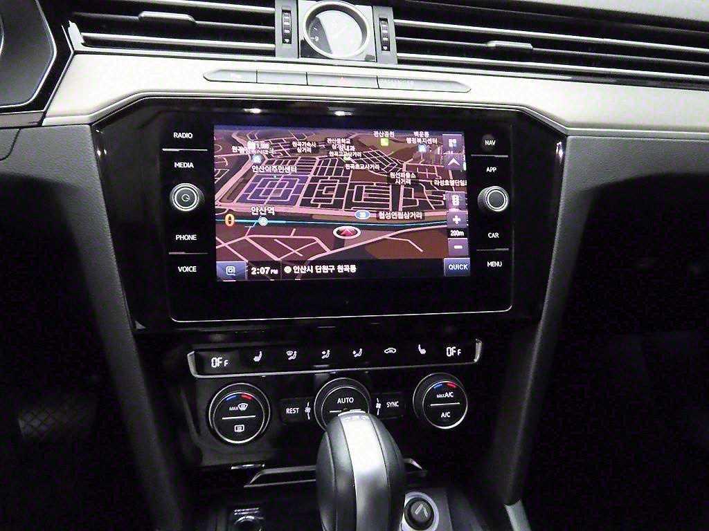 Volkswagen Passat - Vista 9