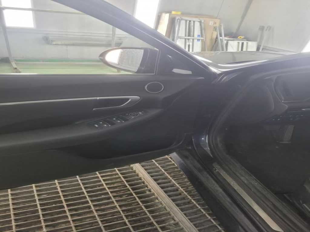 HYUNDAI Sonata - Vista 4