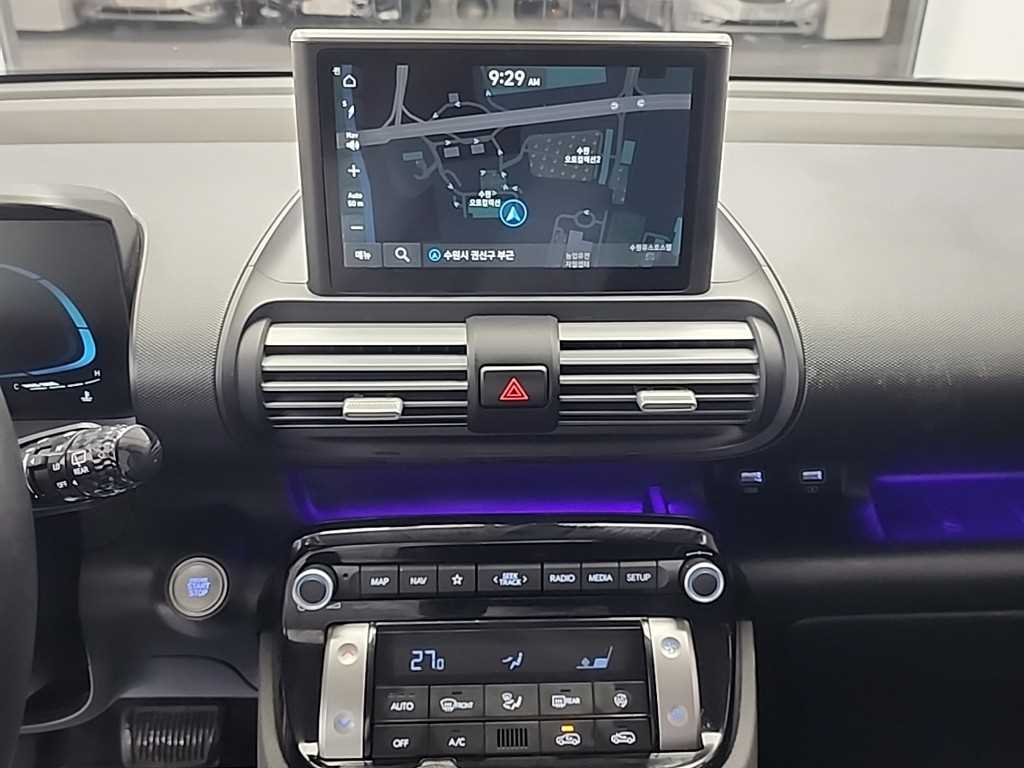 HYUNDAI Casper - Vista 10