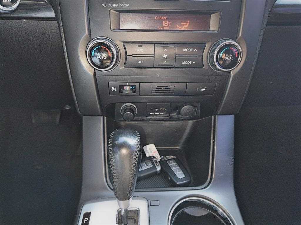 KIA Sorento - Vista 12