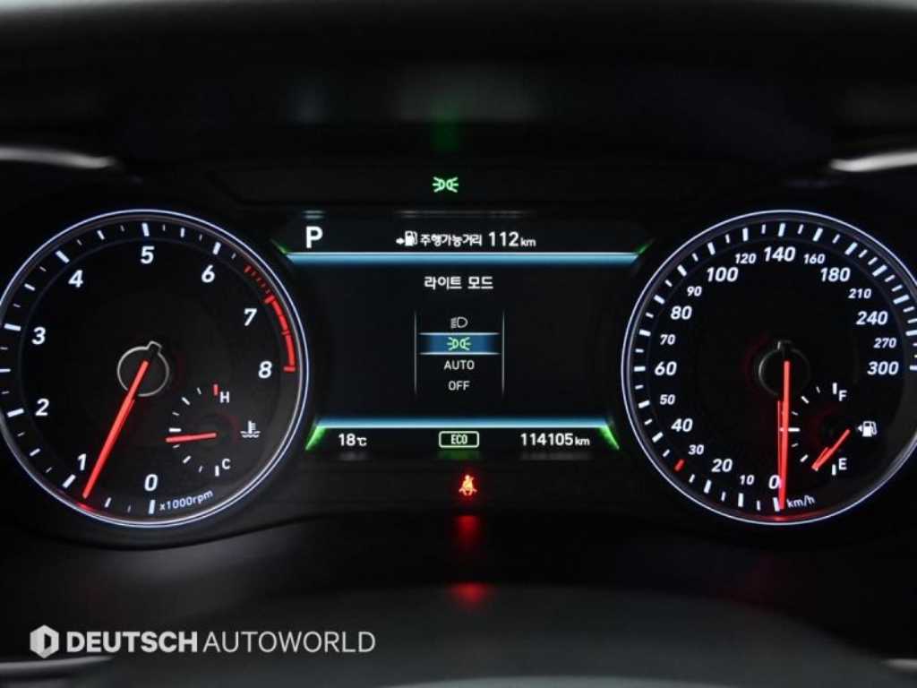 Genesis G70 - Vista 8