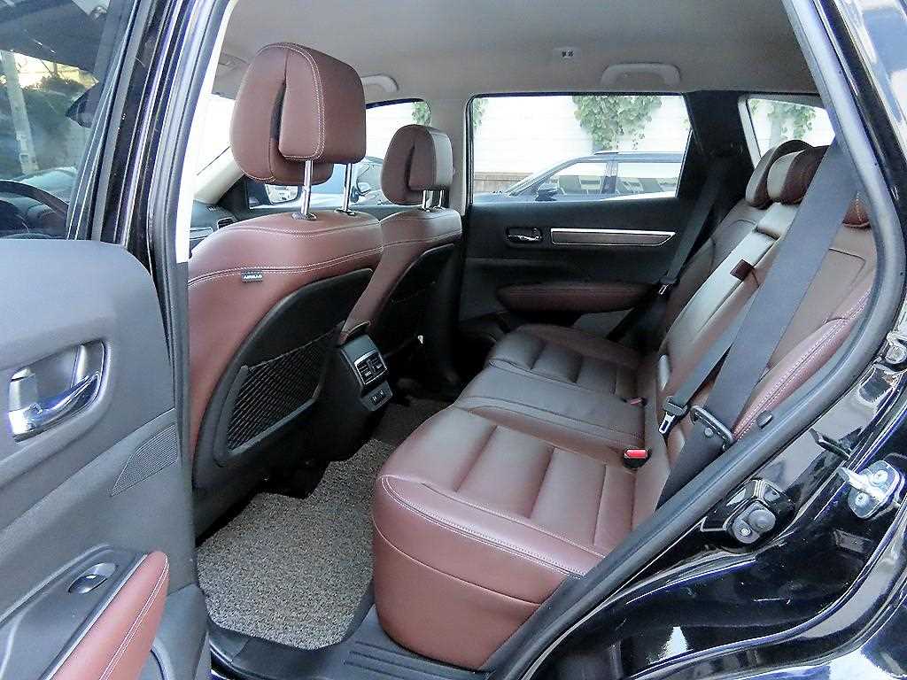 SAMSUNG QM6 - Vista 6