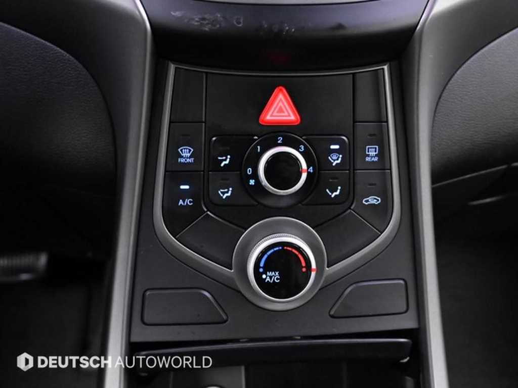 HYUNDAI Avante 2015 Plateado - Importación desde Corea - HF Imports Iquique - Foto 18