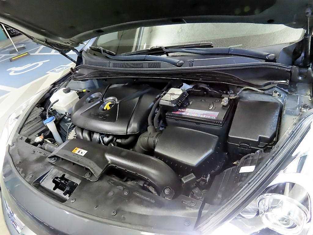 HYUNDAI i40 2015 Gris - Importación desde Corea - HF Imports Iquique - Foto 18