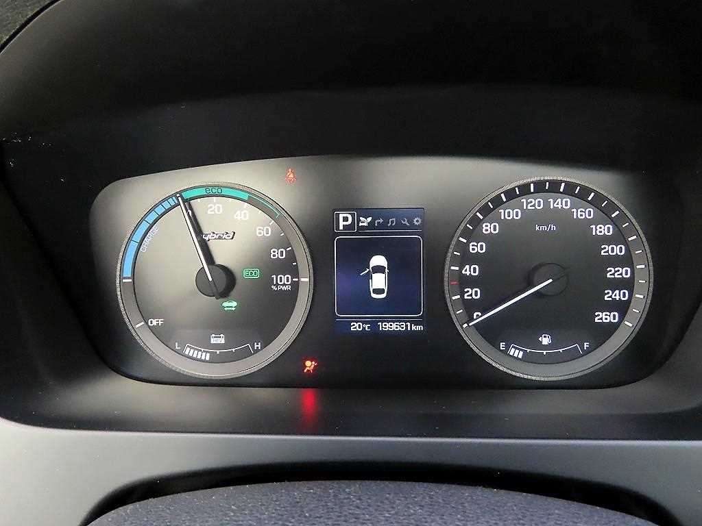 HYUNDAI Sonata - Vista 9