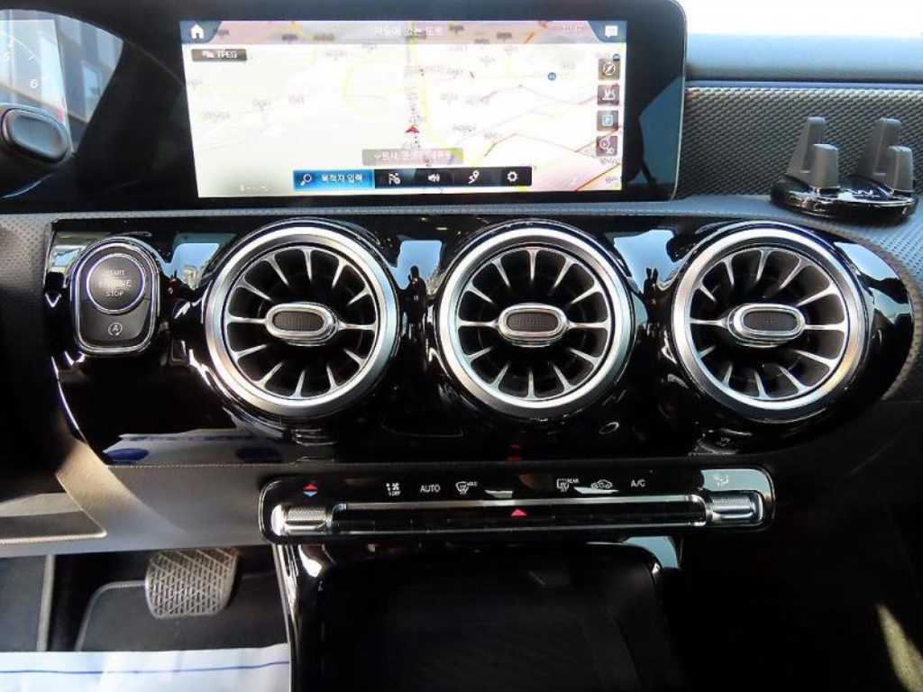 Mercedes Benz A Class 2021 Blanco - Importación desde Corea - HF Imports Iquique - Foto 13