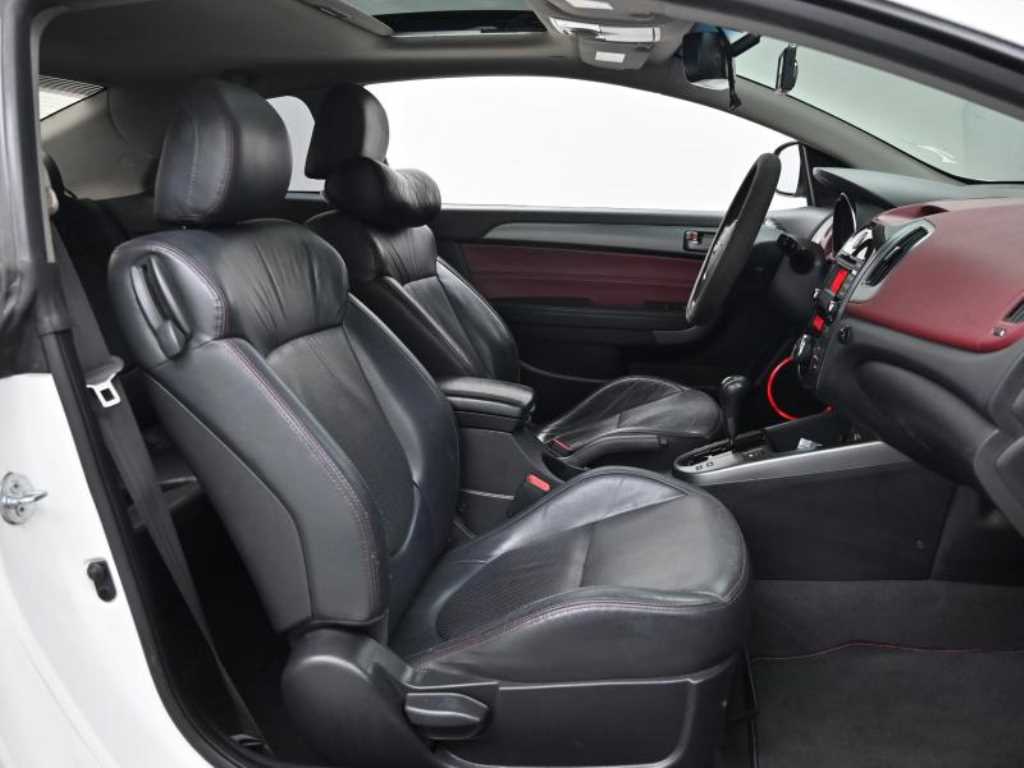 KIA Forte - Vista 10