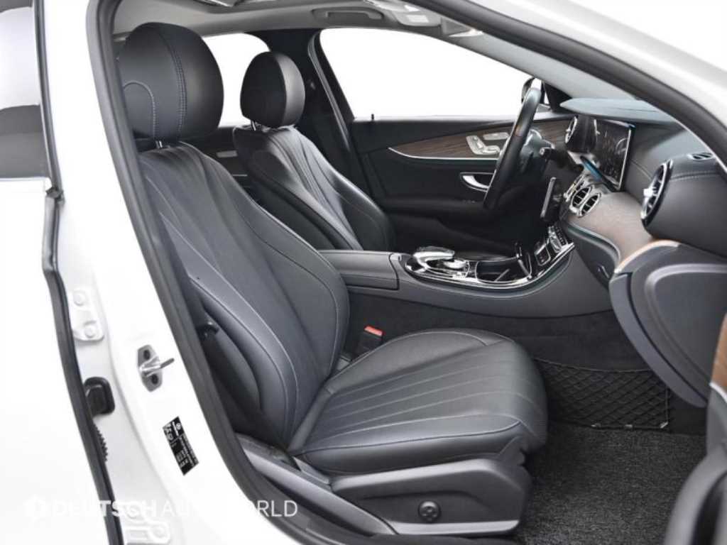 Mercedes Benz E class - Vista 10