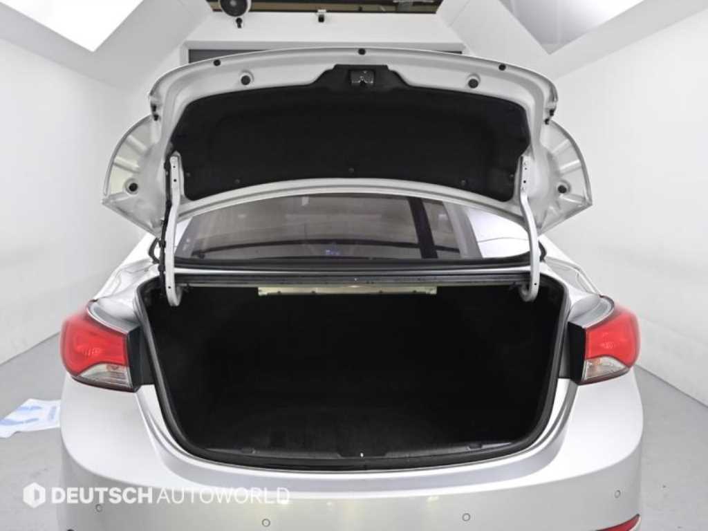 HYUNDAI Avante 2015 Plateado - Importación desde Corea - HF Imports Iquique - Foto 20