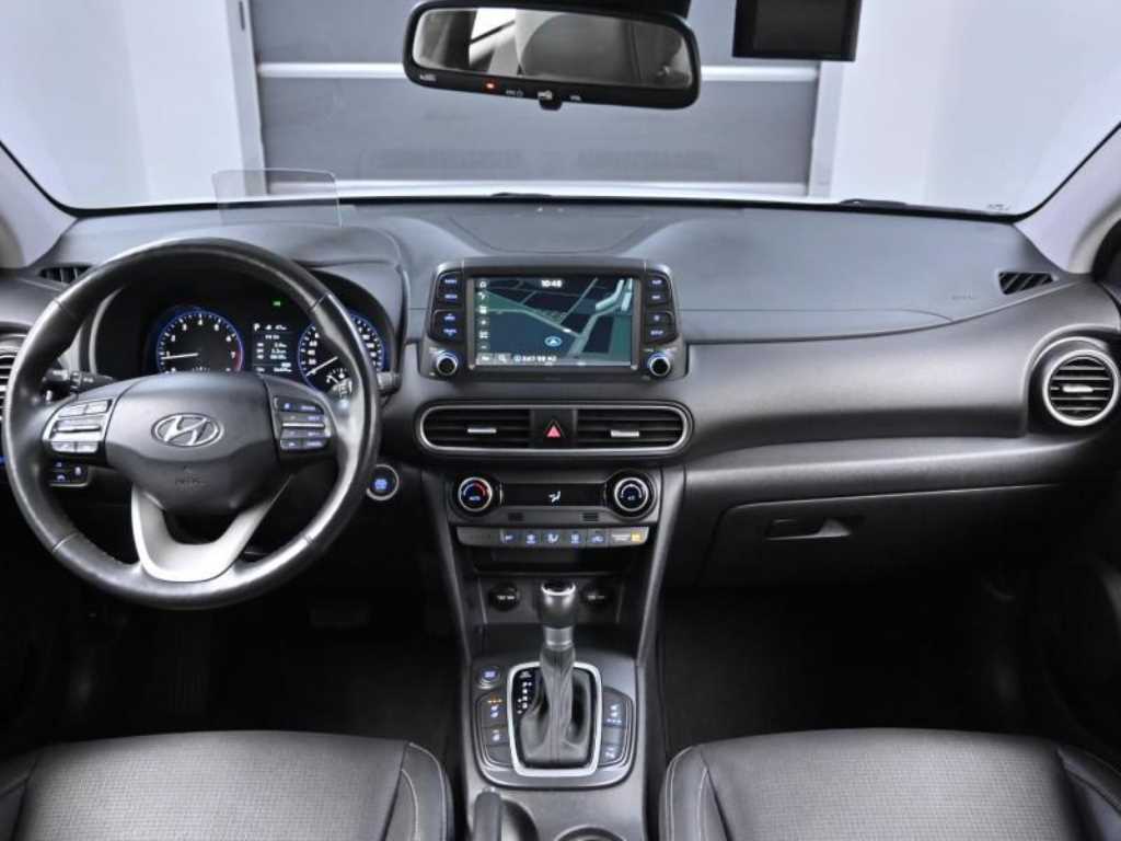 HYUNDAI Kona - Vista 7