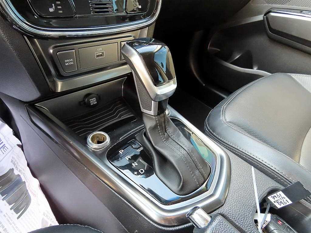 Ssangyong Tivoli - Vista 11