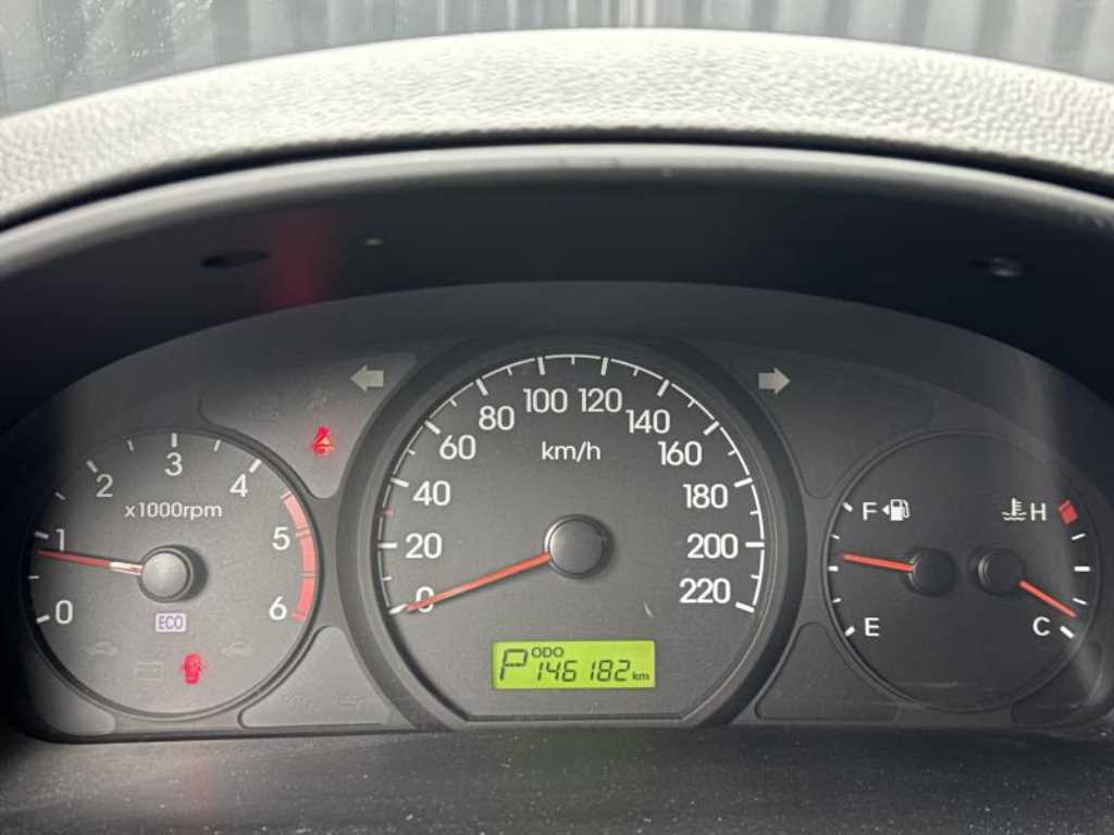 HYUNDAI Starex 2011 Plateado - Importación desde Corea - HF Imports Iquique - Foto 13