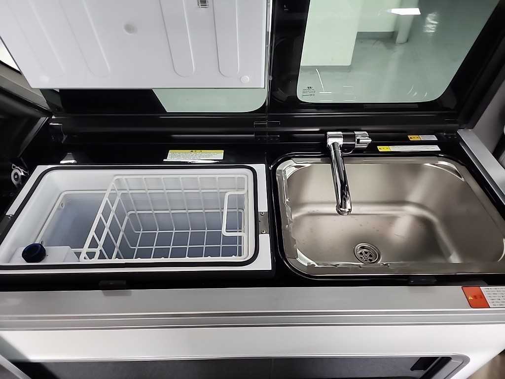 HYUNDAI Staria 2024 Blanco - Importación desde Corea - HF Imports Iquique - Foto 13