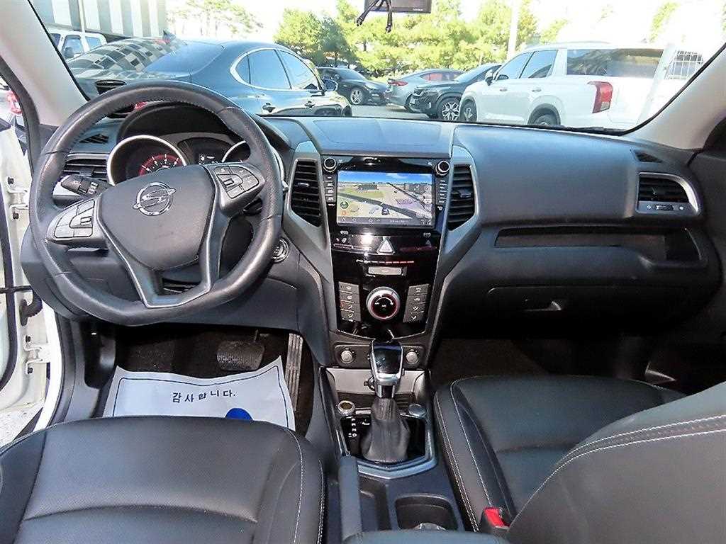 Ssangyong Tivoli - Vista 7