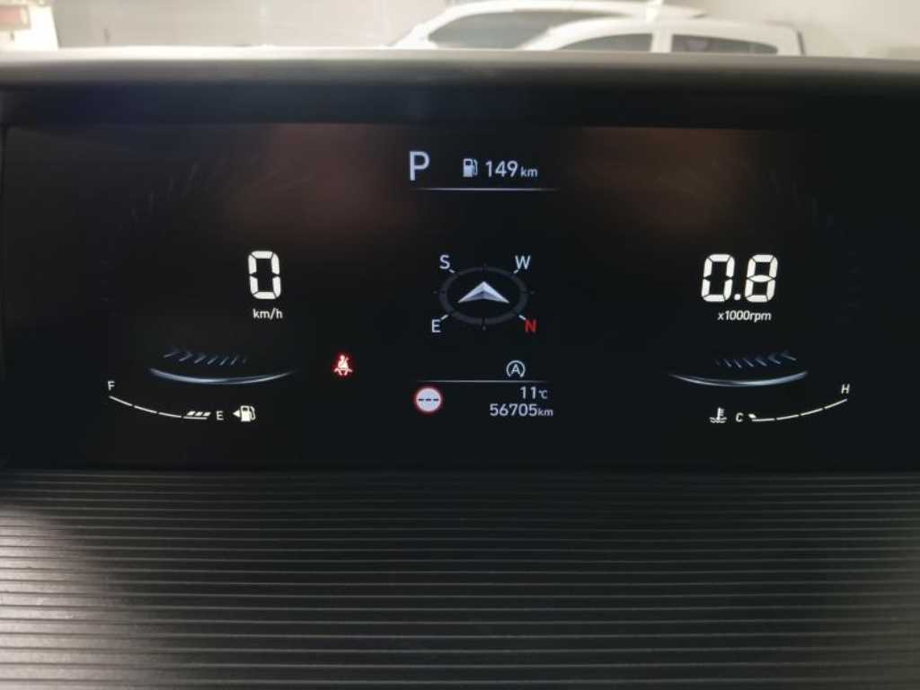 HYUNDAI Staria - Vista 10