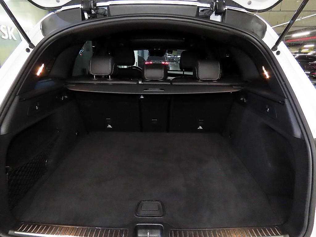 Mercedes Benz GLC Class 2022 Blanco - Importación desde Corea - HF Imports Iquique - Foto 16