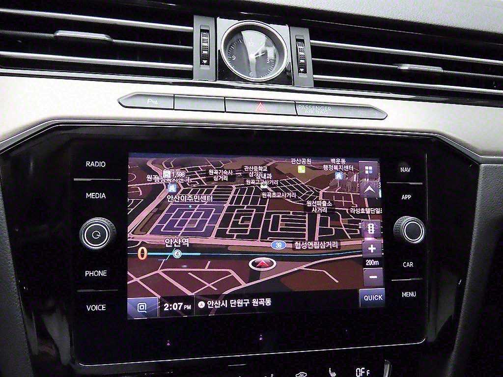 Volkswagen Passat - Vista 8