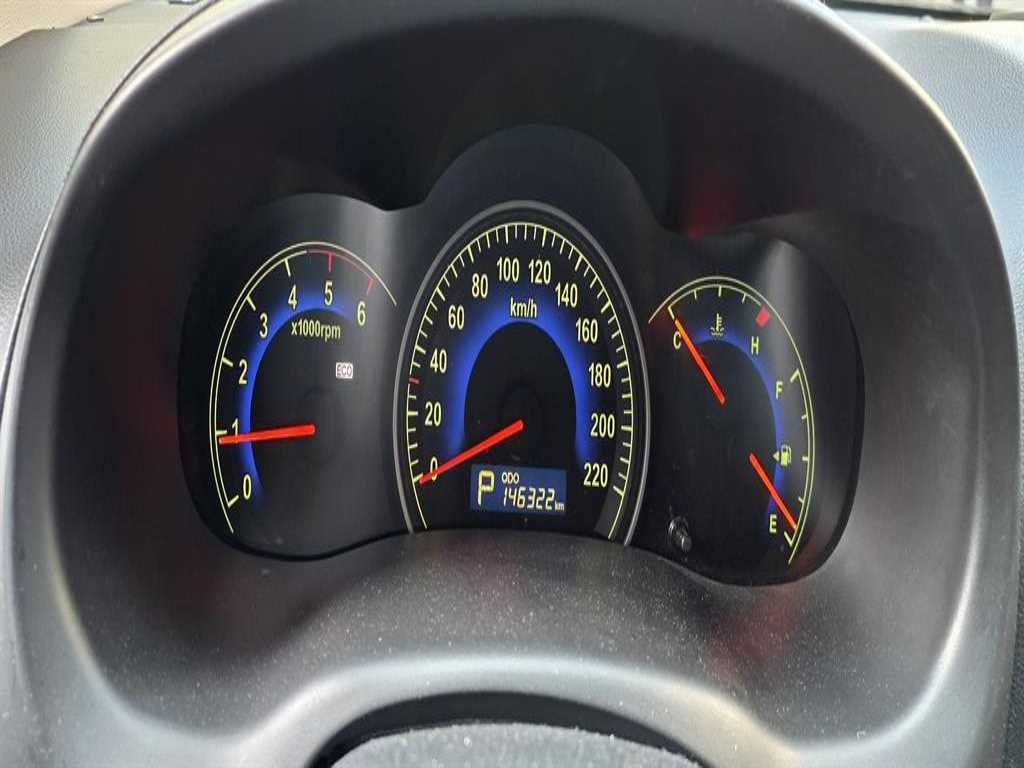 KIA Carnival - Vista 2