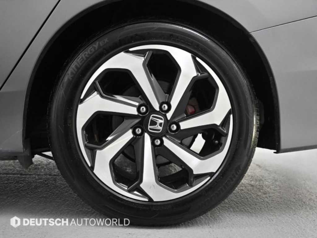 Honda Accord - Vista 5