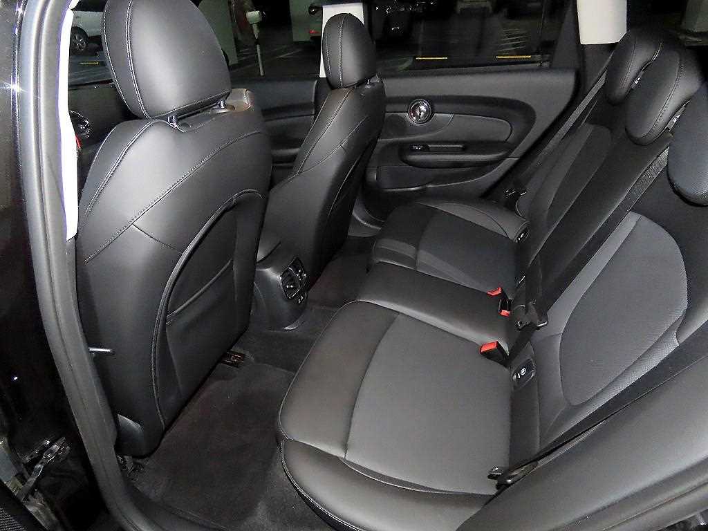 Mini Clubman - Vista 7